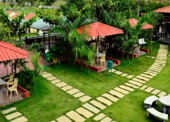 The Meenakshi Resorts